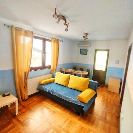 Plavi Apartman Airport Belgrad Exterior foto
